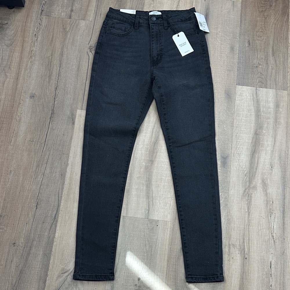 Forever 21 size 27 Black Mid Rise Skinny Jeans BNWT - Picture 4 of 8